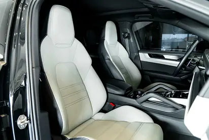 2024 Porsche CAYENNE — миниатюра 16