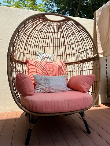 Rattan Egg Swing Chair with Cushions - Comfortable Outdoor/Indoor Seat