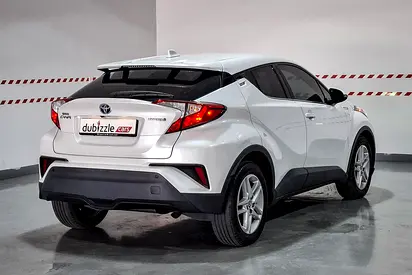 صورة 6 لـ 2023 Toyota C-HR