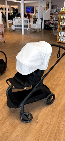 Bugaboo Dragonfly Compact stroller.Like new