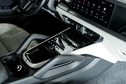 2024 Porsche CAYENNE — миниатюра 12