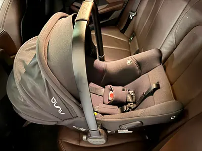 Nuna PIPA Urbn infant car seat in excellent condition