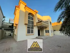 Two floors 4 bedrooms Spacious living room Two lounges Maid's room 6 bathrooms Central air condi