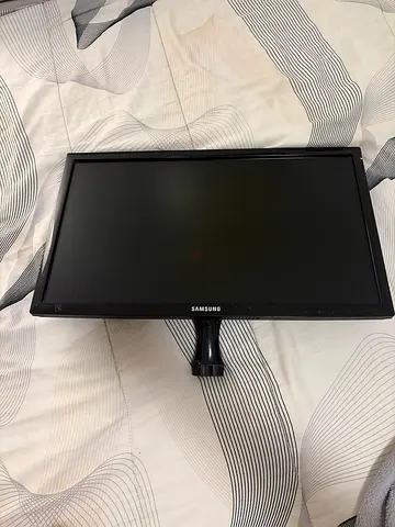 Samsung 24-inch LED Monitor - Good Working Condition