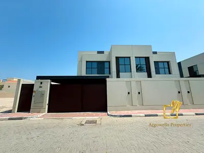 2025 built 4 BED CORNER VILLA | Modern & Spacious | 4 Cheques