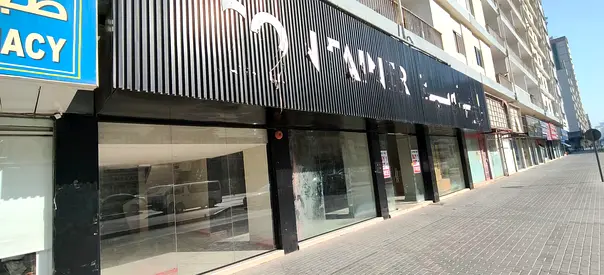Direct from the owner - no commission - 4-door commercial space