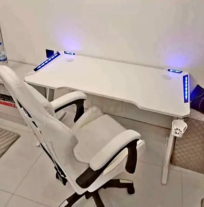 White Gaming/Study Desk with LED Cup Holders - Good Condition