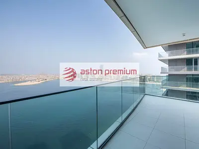 Panoramic Palm View | 3 BR plus Maid | High Floor