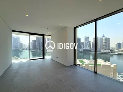 BRAND NEW | FULL CANAL VIEWS | CORNER UNIT