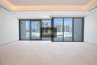 Corner 4BR | Lagoon & Skyline View | Large Terrace