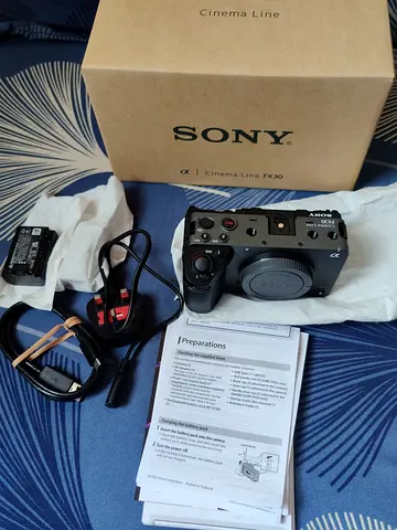 Sony Fx30 with box