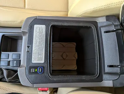 2016 Toyota PRADO 缩略图 18