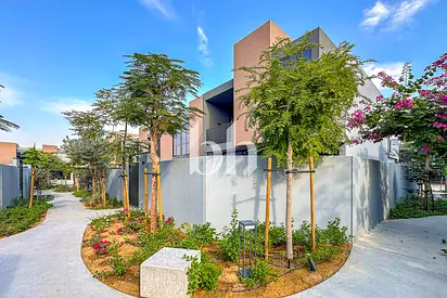 3BR Corner Townhouse | Resale | Spacious