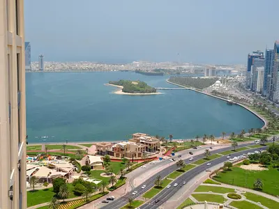 🔥 Rare 3BHK Penthouse with Panoramic Corniche View | 4 Washrooms | Modern Living