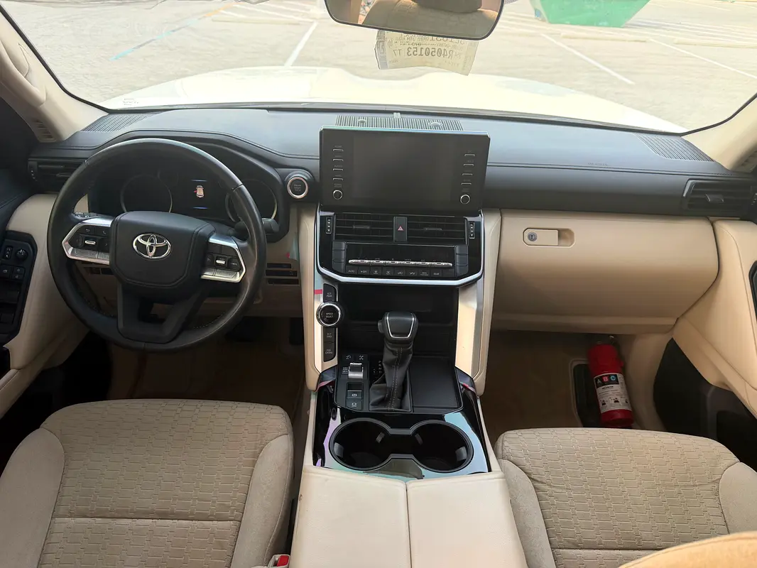 Toyota Land Cruiser 2024