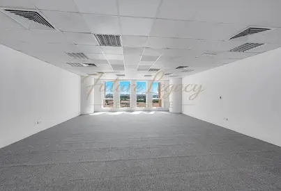 PREMIUM OFFICE SPACE | STUNNING RACECOURSE VIEW
