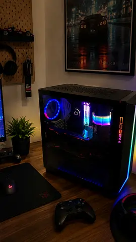 Gaming PC - GTX 1070, i7 7700K, 32GB RAM - Like New