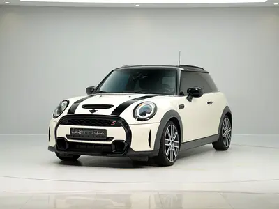 2023 MINI Cooper S | GCC Specs | Pristine Condition