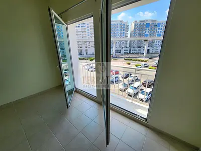 XXL STUDIO | NIGHT NEXT TO METRO | WITH BALCONY