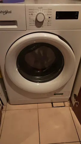 Whirlpool Front Loading Washing Machine 7kg in really good condition