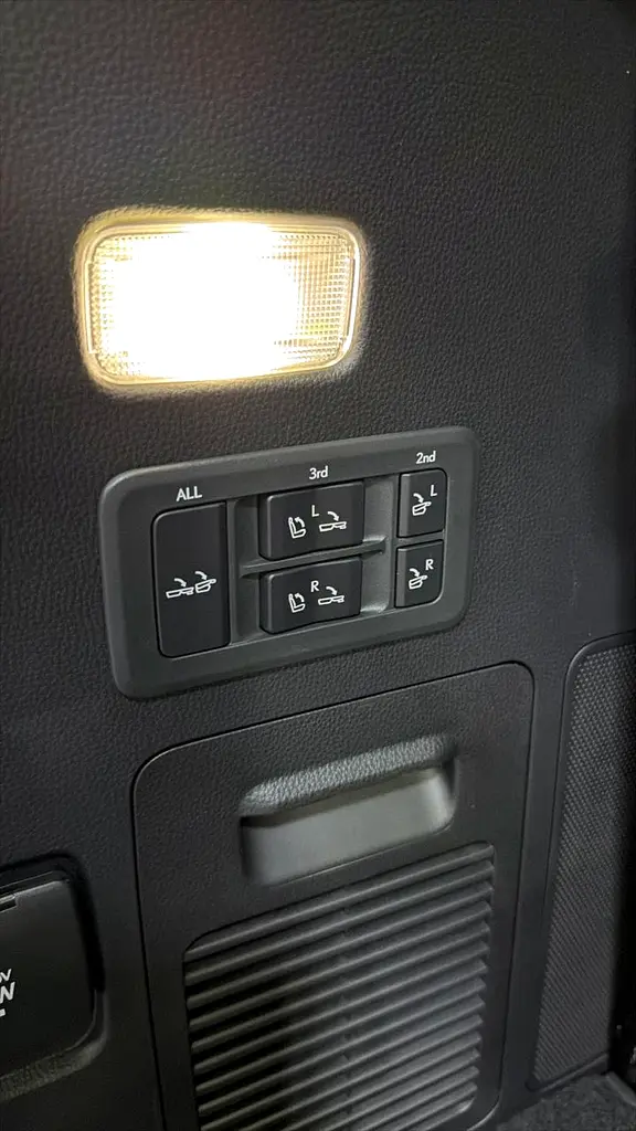 Lexus LX-Series 2026