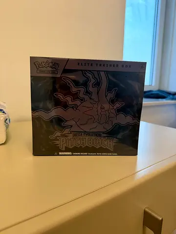 Pokémon Elite Trainer Box Mega Evolution: Pity Black (sealed)
