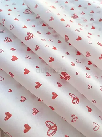 Lightweight white fabric with pink heart print — 1.5m piece