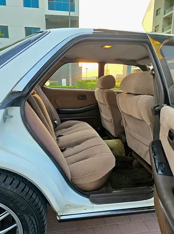 1990 Toyota CROWN 照片 16