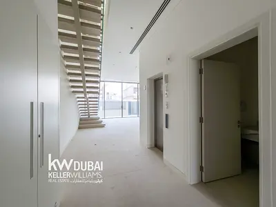 Rare G+2 | Private Lift | Single-Row