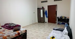 Family Room for Rent – Spacious  Ready to Move Spacious family room available