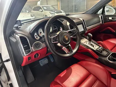 2016 Porsche CAYENNE — миниатюра 15