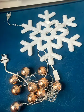 LED Snowflake Wall Light + String Ball Lights — Decorative Holiday Set