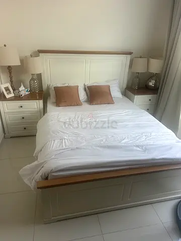 Amazing modern bedroom set