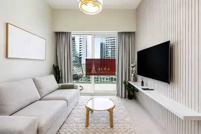 2 Cheques | High Quality Furnishing | Canal View