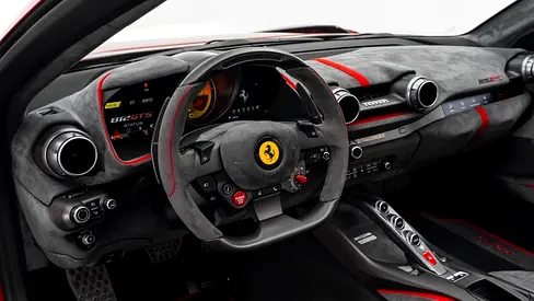 صورة مصغرة 10 لـ 2022 Ferrari 812 GTS
