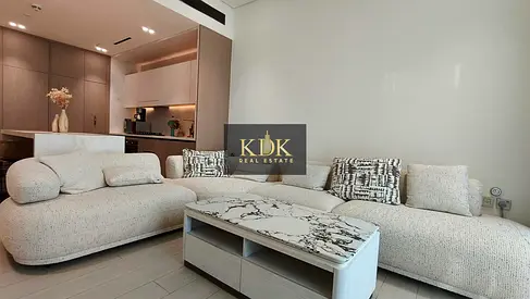 12 cheques/ Fully Furnished/ Ready to Move