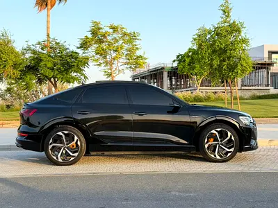 صورة 6 لـ 2020 AUDI Q8 E-TRON