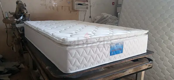Queen size mattress in good condition - firm comfort