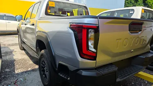 2026 Toyota HILUX 照片 3