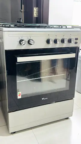 4 Burner Gas Cooking Range