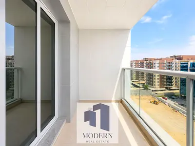 SPACIOUS UNIT | CLOSED KITCHEN | WITH BALCONY