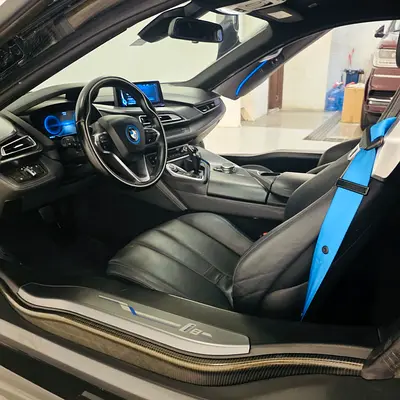 صورة 9 لـ 2014 BMW I8