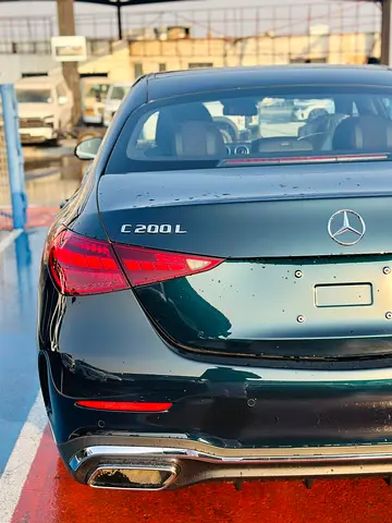 2025 Mercedes-BENZ C-CLASS — миниатюра 14