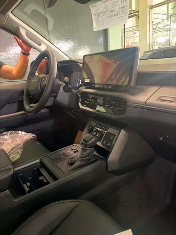 2026 Toyota HILUX 照片 12