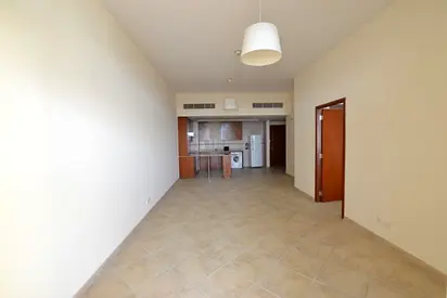 Large Layout Terrace | On High Floor| Community View