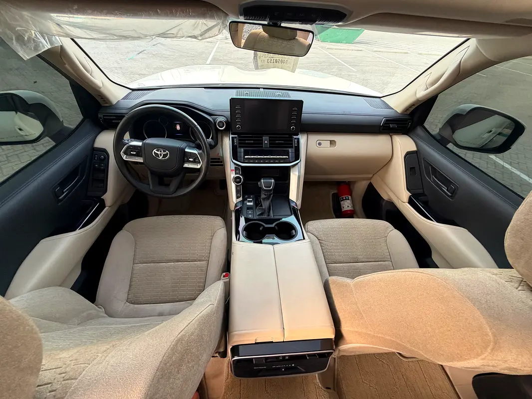 Toyota Land Cruiser 2024