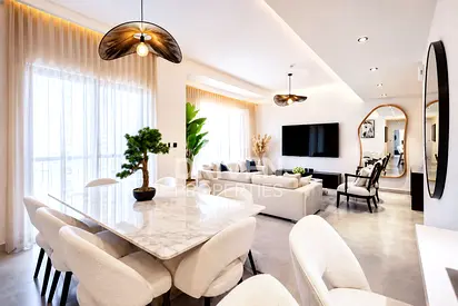 Fully Furnished | Upgraded | Full Sea View