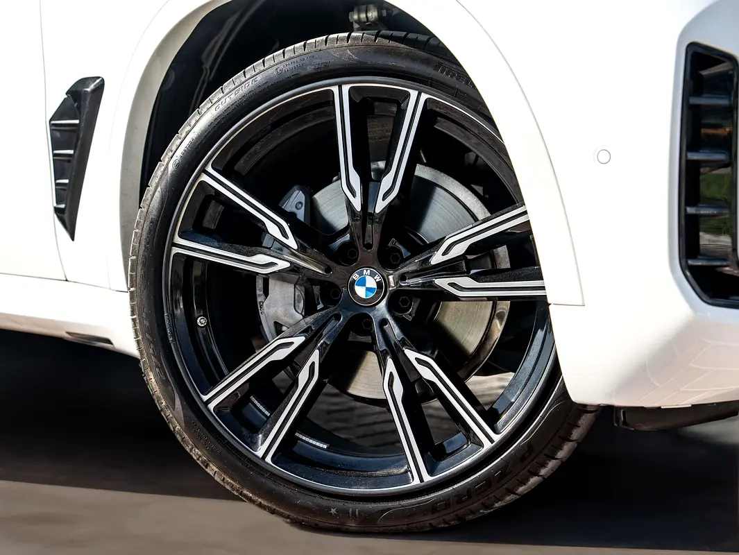 BMW X5 2025