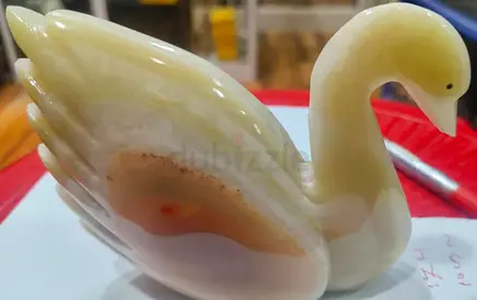 Hand-carved Onyx Swan Figurine - Decorative Collectible-     9cm height,13cm length