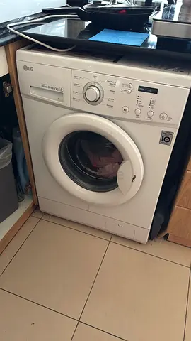 LG 7KG Inverter Direct Drive Washing Machine – Working Condition